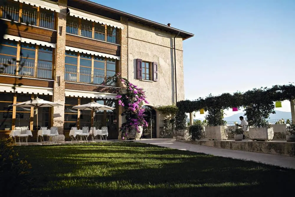 Villa Arcadion puutarhaterassi
